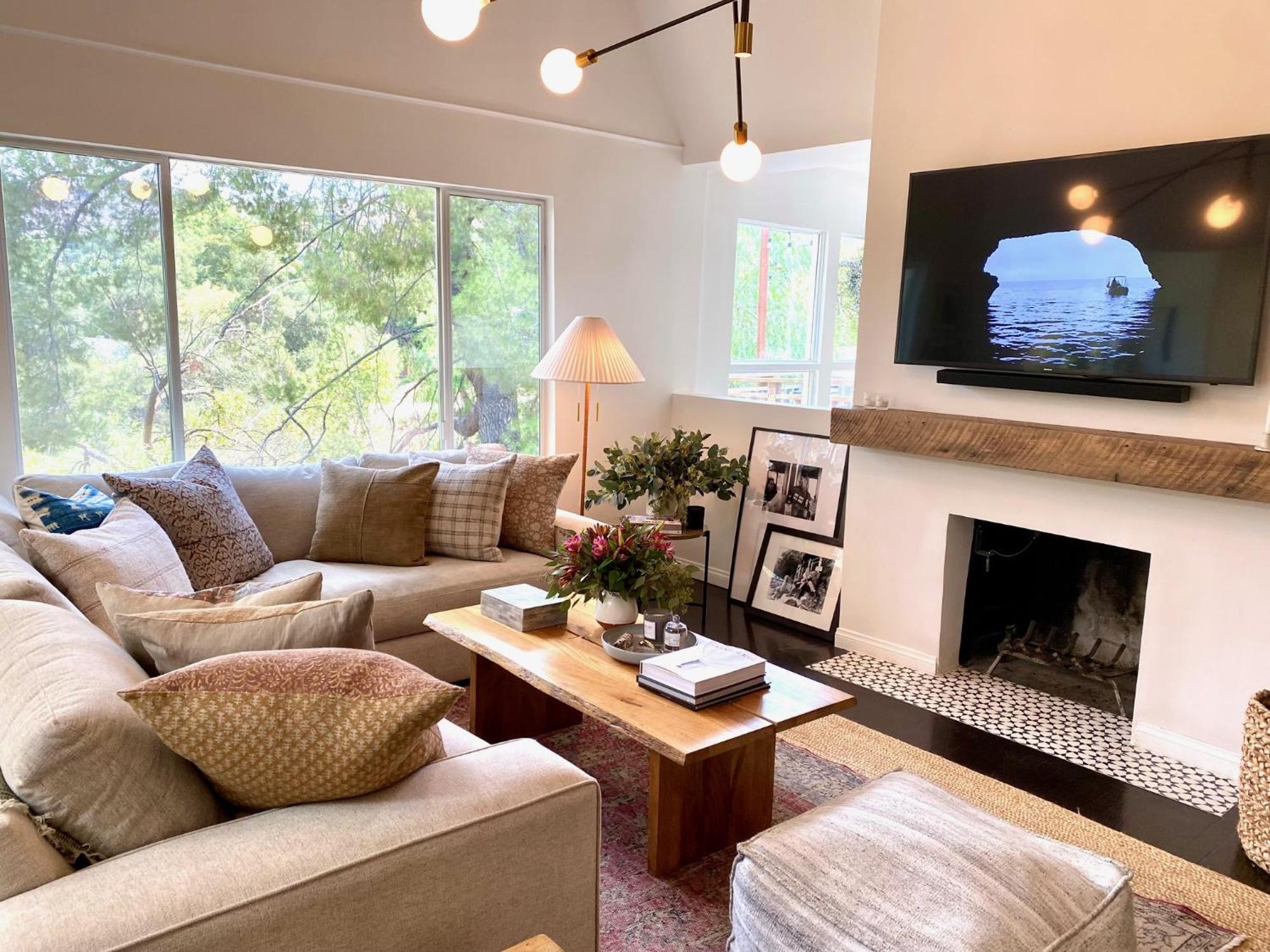 Zen Treehouse Retreat-great Views & Peaceful Decks Los Ángeles